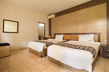 Reddoorz At Gatot Subroto Hotel