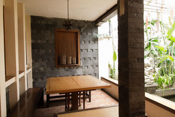 Reddoorz At Gatot Subroto 3* Bandung